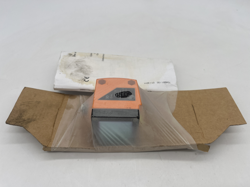 Photoelectric sensor 01d100