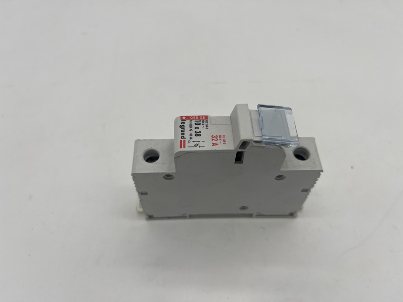 Cartridge Fuse Holder Cat No:�058 08. Modular carriers for HRC type aM and gG fuses 058 08