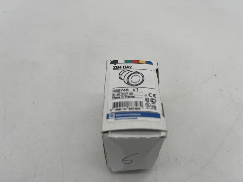 Push botton operating switch 088746