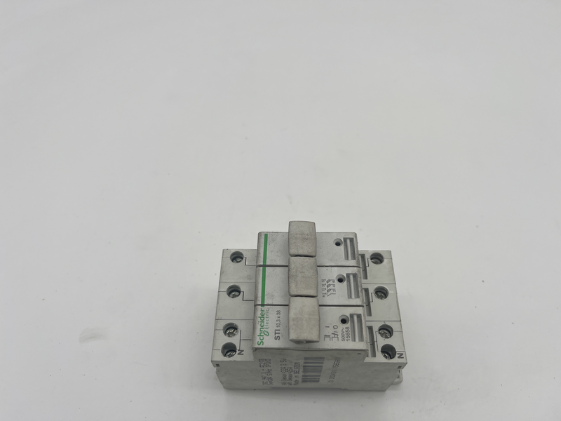 Portafusibili 3x10.3x38 15658
