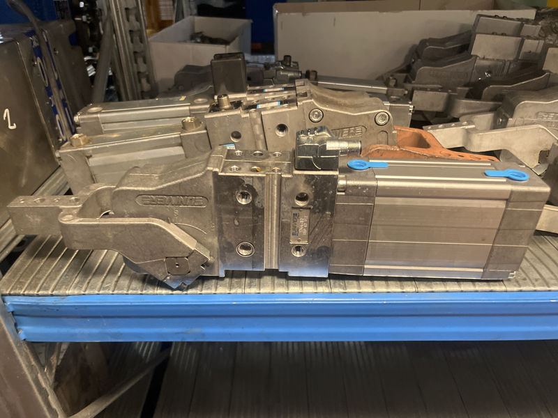 Serraggio pneumatico ubp 63 vce 1744-b2