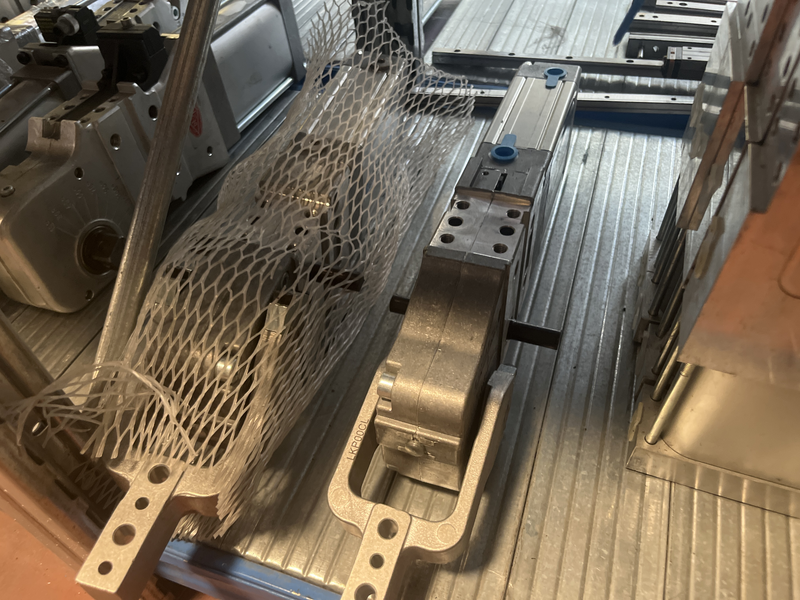 Chiusura pneumatica 1751-b2 ubm 63 vce