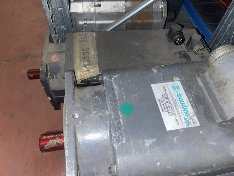 AC feed drive motor, DC link 600 V 22 Nm, 100K, 2000 r/min naturally cooled, TG and RLG, IP64 IM B5 (IM V1, IM V3) 1ft5076-1ac71-1eh0