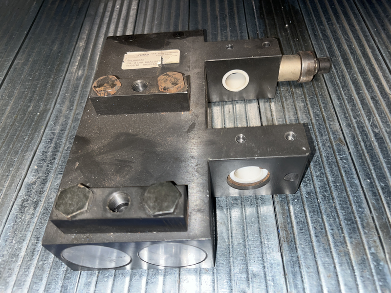 Cilindro a dis. 6aalg5z 1yl005850