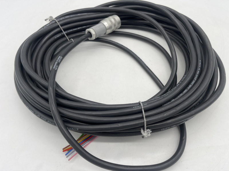 Connection type head A, Female connector, M26, 7-pin, straight. Connection type head B, Flying leads. Connection type, Flying leads. Cable, 15 m 2023997