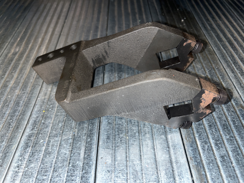 Clamp arm in ferro per serraggio pneumatico 217499