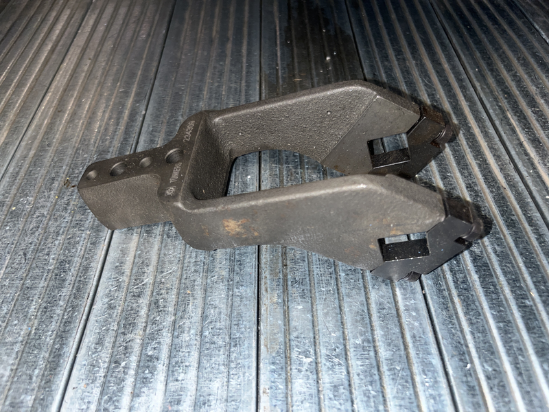 Clamp in ferro centrale per serraggio pneumatico 234309