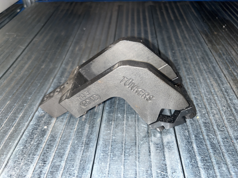 Clamp per serraggio pneumatico 235944