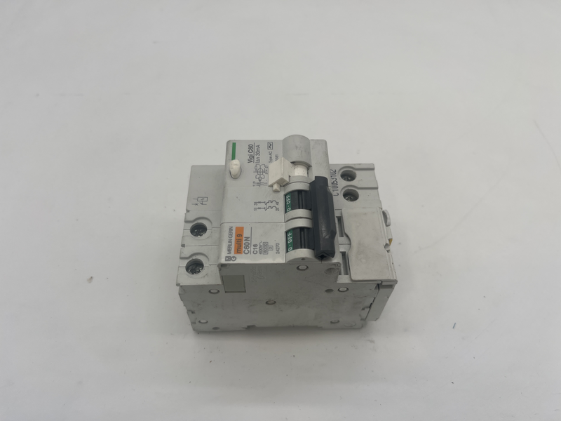 CORCUIT BREAKER 2 POLE 16A 24270