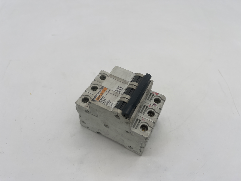 Interruttore magnetotermico 24290