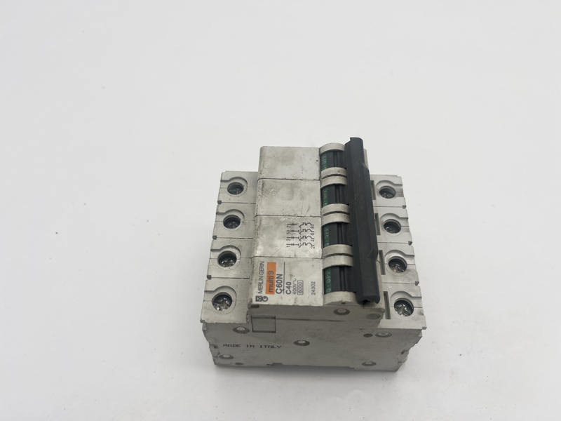 Circuit breaker 24302