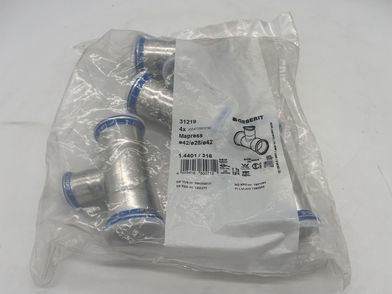 Raccordo a t in acciaio inox diametro 42/28/42 31219
