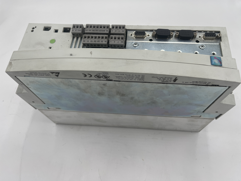 Servo inverter 3 peac 400/480v 7a/5.8 kw 50/60hz 33.9324se
