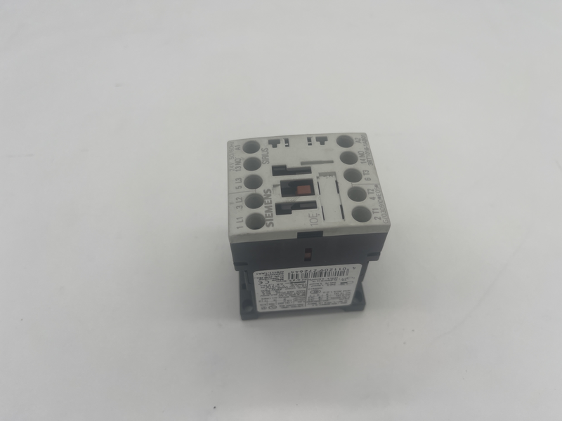 CONTACTOR 3 POLE 24 VDC 16A 3RT1016-1AB01