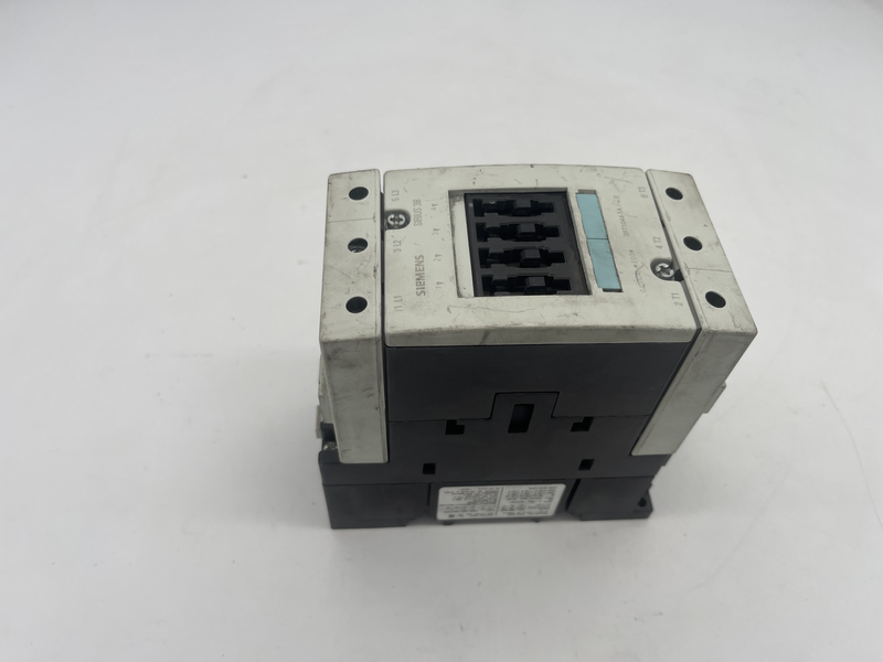 Contattore di potenza, AC-3 65 A, 30 kW / 400 V 110 V CA, 50 Hz, a 3 poli, Taglia S3, Morsetto a vite 3RT1044-1AF00