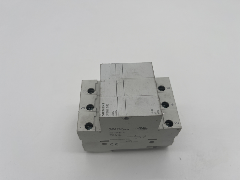 Portafusibile 3 x 10x38 32a 3nw7 033