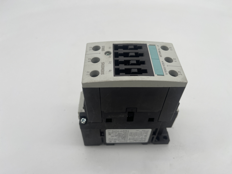 contattore di potenza, AC-3 40 A, 18,5 kW / 400 V AC 230 V, 50 / 60 Hz, a 3 poli 3rt1035-1al20