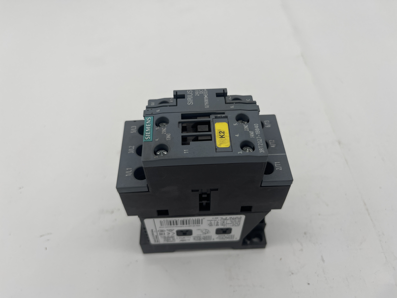 power contactor, AC-3e/AC-3, 32 A, 15 kW / 400 V, 3-pole, 24 V DC, auxiliary contacts: 1 NO + 1 NC, screw terminal, size: S0 3rt2027-1bb40