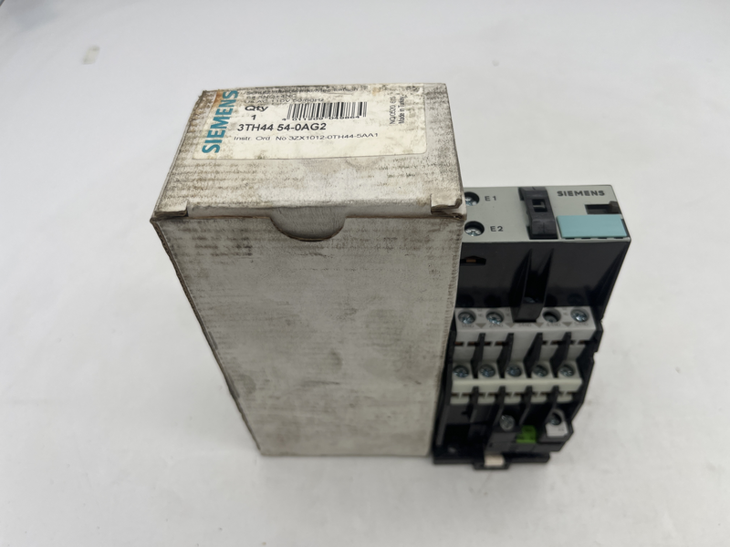 Contactor relay, 54, EN 50011, 5NO + 4NC, Snap-on and screw mounting with mechanical latching AC operation 110 V 3th44 54-0ag2