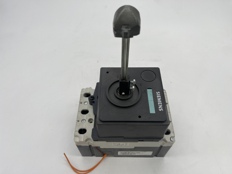 Interruttore VL160X N potere di manovra standard Icu=55kA, AC 415 V a 4 poli, protezione impianto sganciatore di sovracorrente TM, LI In=160A 3vl1716-0aa0