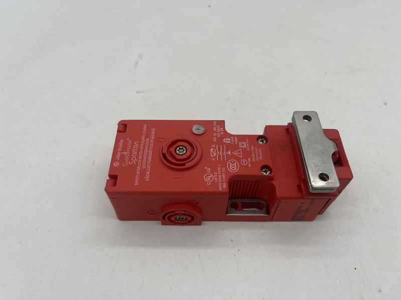 Interruttore di interblocco a solenoide 440g-s36003 b