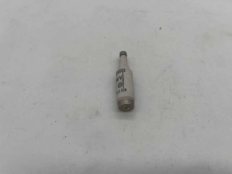 2 x 6A 500v�Original Diazed�Thin Bottle Fuse 5SA13