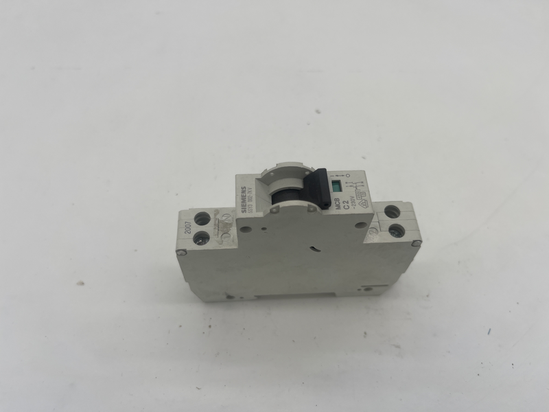 CIRCUIT BREAKER DC 440 V AC 400 V 10 kA, a 2 poli, C, 03A 5SY3 002-7KV