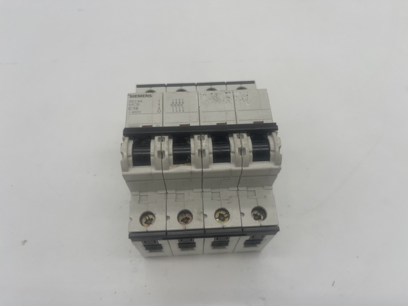 Miniature Circuit Breaker, 4-pole, 16A 5SY4416-7