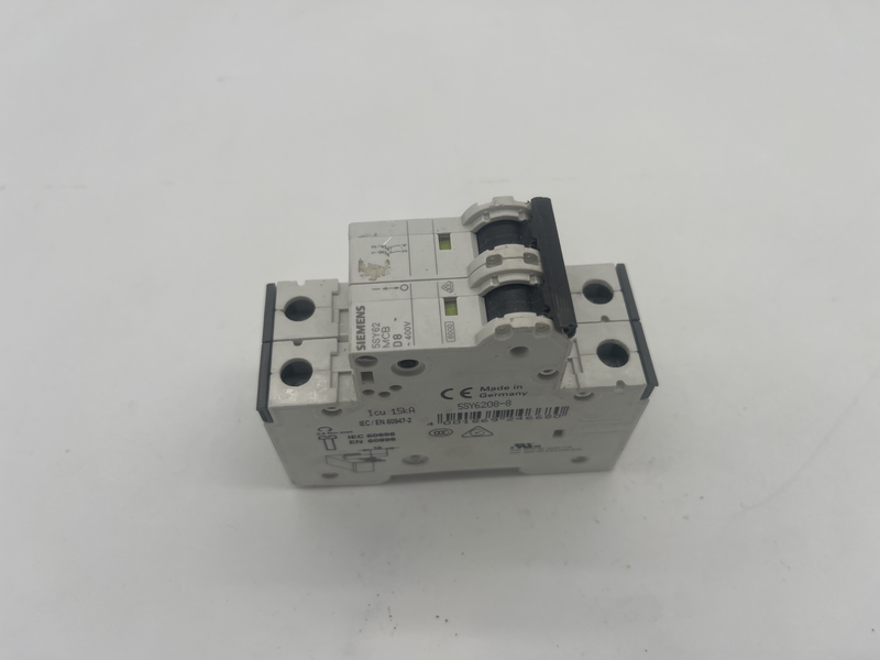 MINIATURE CIRCUIT BREAKER 2 POLE 8A 5SY6208-8