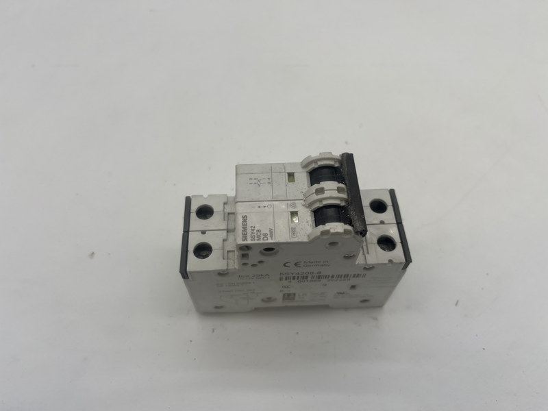 Miniature circuit breaker 400 V 10kA, 2-pole, D, 8A, D=70 mm 5sy4208-8