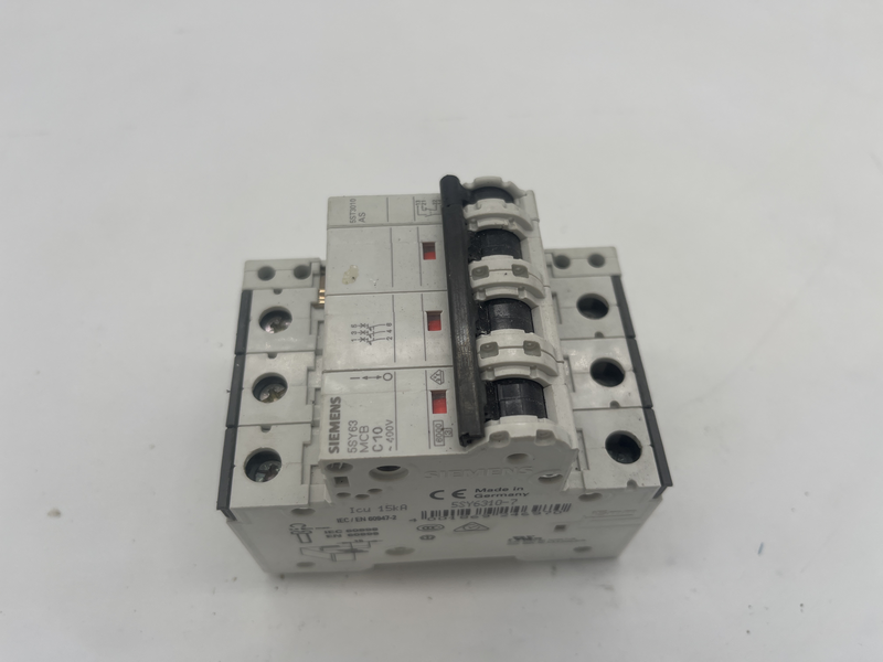 Miniature circuit breaker 400 V 6kA, 3-pole, C, 10A, D=70 mm 5sy6310-7