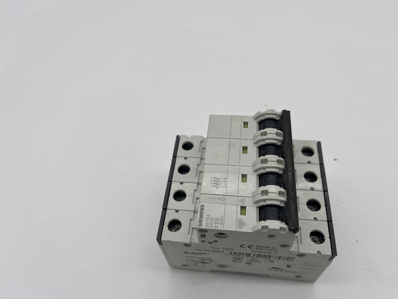 Circuit breaker 5sy6425-7