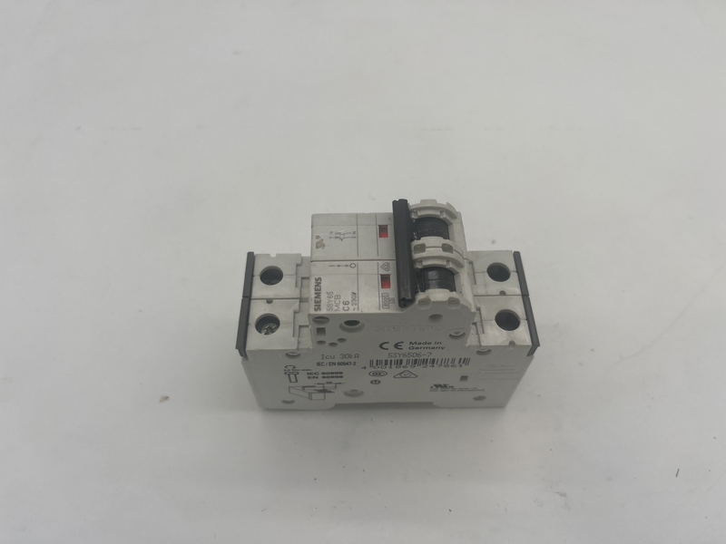 Interruttore miniaturizzato 230 V 6kA, 1+N polo C, 6 A, D=70 mm 5sy6506-7