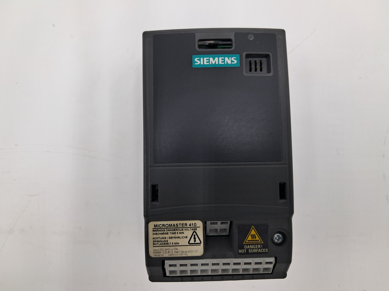Input: 200-240V +10% 10AC 4.4A 47-63Hz Output: 0-230V 30AC 2.3 A 0-650 Hz Motor: 0.37kW Duty Class 11 Weight: 0.80kg/1.76lbs Temp Range:-10-+50°C IP20 6SE6410-2UB13-7AA0