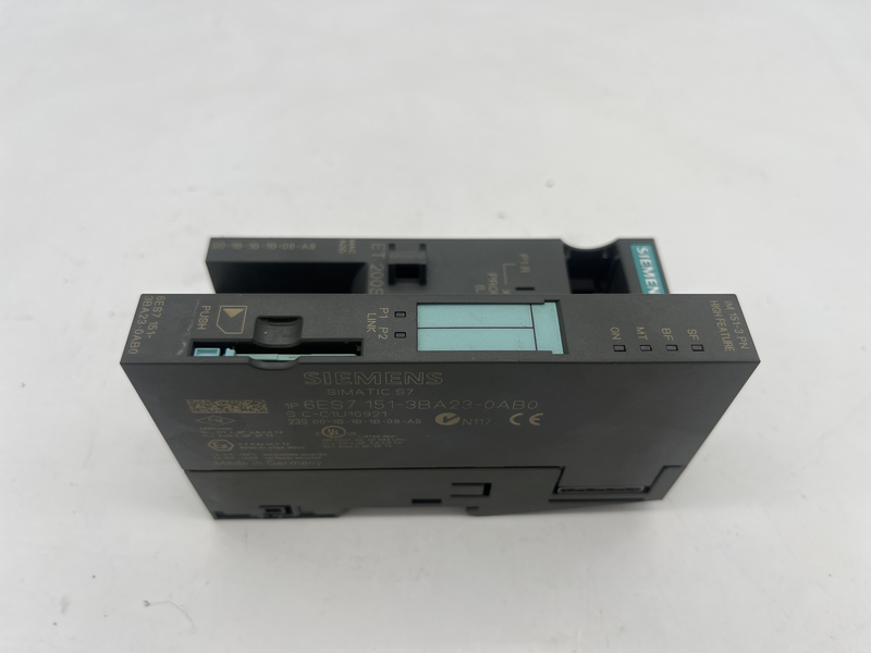 Interface module IM 151-3 PN HF for ET 200S Transmission rate 100 Mbit/s max. 63 I/O modules up to 2 m width can be connected 6es7 151-3ba23-0ab0