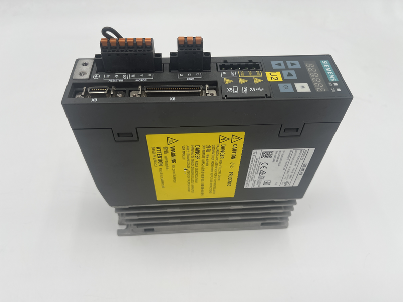 Sinamics V90 INPUT: 1/3 AC200-240V -15%/+10% 3.0A/1.8A 45-66HZ OUTPUT: 0-Input V 1.4A 0-330H MOTOR:0.2KW 6sl3210-5fb10-2ua0