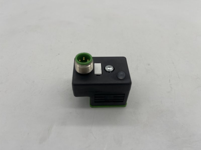 Forma A (18 mm) – M12, attacco verticale 24 V DC ±25% per pressostati. LED (giallo/verde) 5 poli 7000-41321