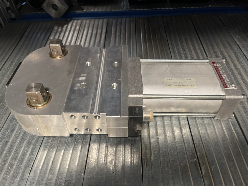 Serraggio pneumatico 82d63-523c900b