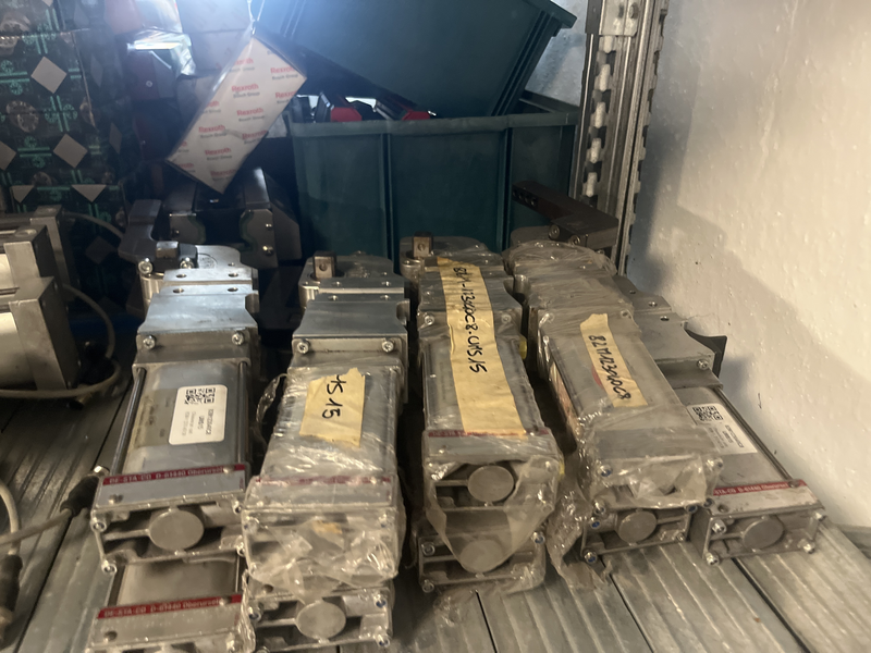 Serraggio pneumatico 82m-123040c8-ums15