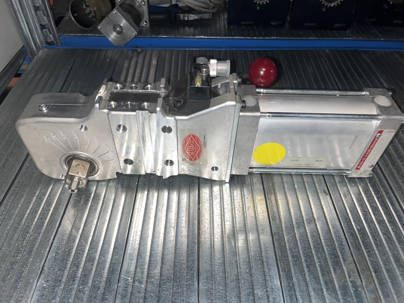 Serraggio pneumatico 82m-623k63c8