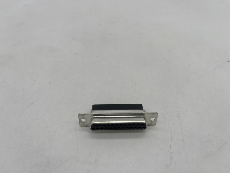 Connettore a vaschetta 18 pin femmina 843025s60