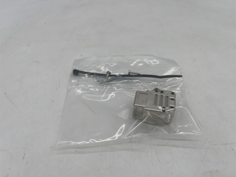Doub plastic hood 93c 09 863093c09mlf