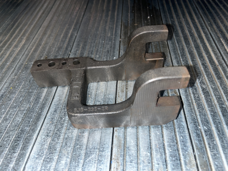 Clamp in ferro per serraggio pneumatico 8jg-235-2r