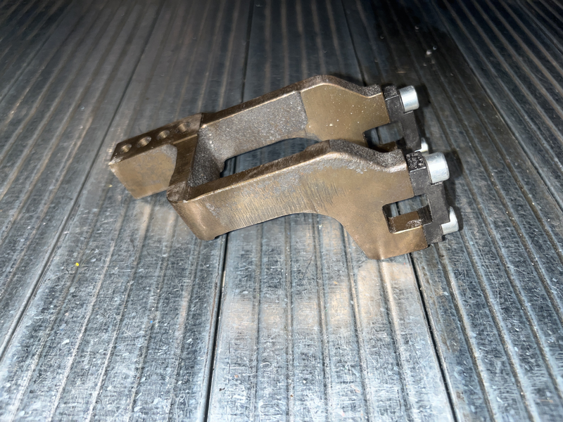 Clamp per serraggio pneumatico 8ur401-15-117