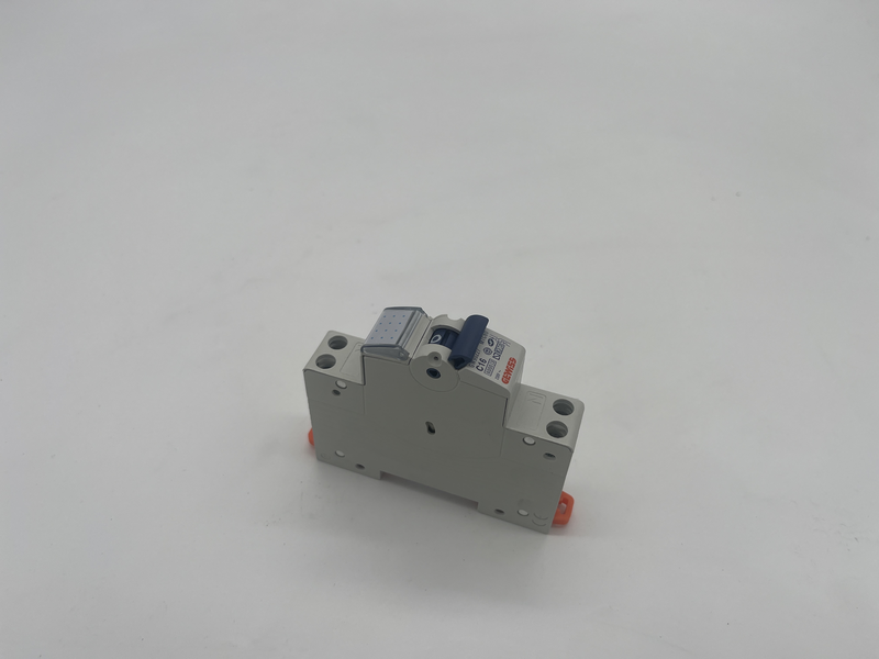 Interruttore magnetotermico 90 mtc 60