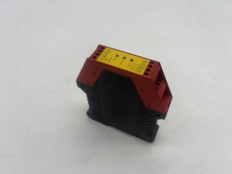 Safety relay 9647.2000