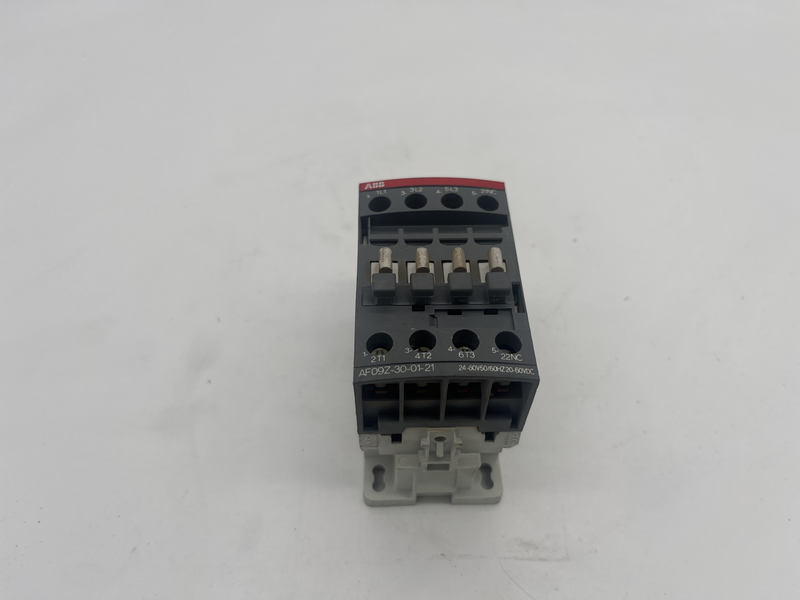 Contattore ABB, serie AF, 3 poli, 3 NA, 7 A, 4 kW, bobina 60 V c.c Af09z-30-01-21