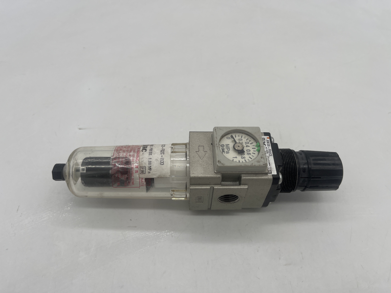 Filtro-Regolatore aria SMC AW, attacco G 1/4, filtrazione 5μm, 100 bar max Aw20-f02ce
