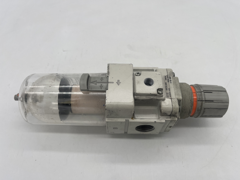 Filtro di regolazione pressione attacco G 1/2, filtrazione 5μm, 10 bar max Aw40-f04-B