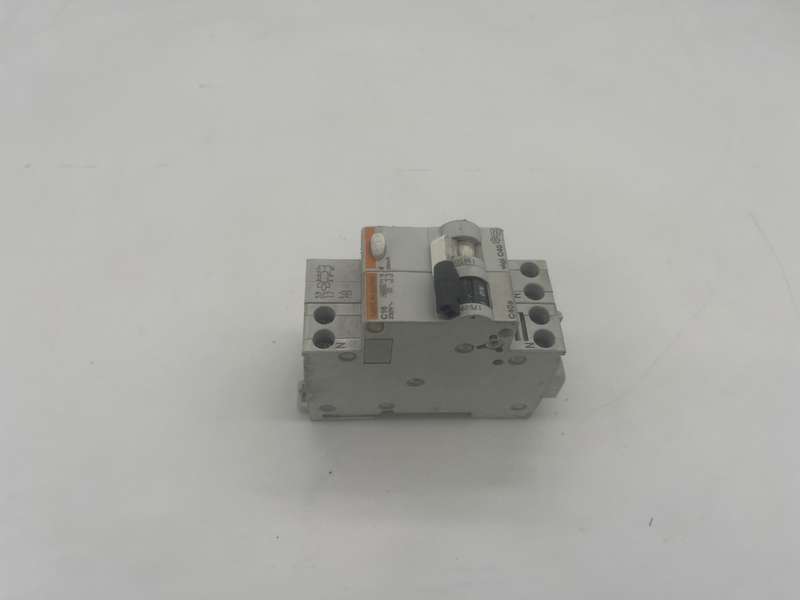 Interruttore differenziale magnetotermico, corrente nominale: 40 A, sensibilit�: 30 mA, protezione da sovracorrenti e guasti di isolamento. C40A VIGI C40